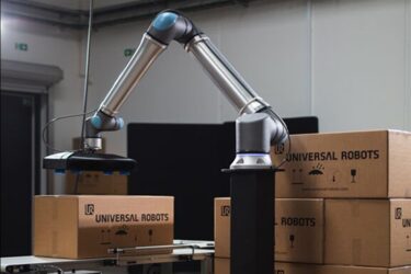 ユニバーサルロボット「協働ロボット」20キロ可搬を追加 新型ジョイント高速・高精度化に
