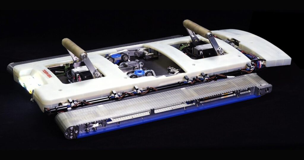 東芝エネルギーシステムズ、発電所用タービン発電機向け検査ロボットの 