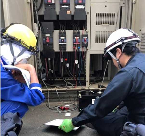 NECファシリティーズ、工場の安定稼働見守りサービス開始 漏洩電流測定と分電盤点検