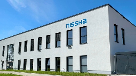 NISSHA、ドイツにモビリティ外装品の新工場が竣工