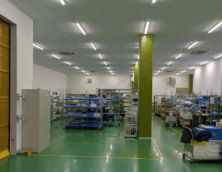 リガク、大阪府高槻市と山梨県韮崎市の協力工場で半導体製造向け装置の生産能力50%増強