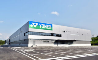 ヨネックス、新潟県長岡市にテニスラケット新工場竣工 生産体制を強化
