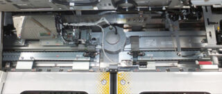 富士電機（B-44）実物大・実動のドアシステムや直流高速度遮断器を展示【鉄道技術展2025 出展各社紹介】