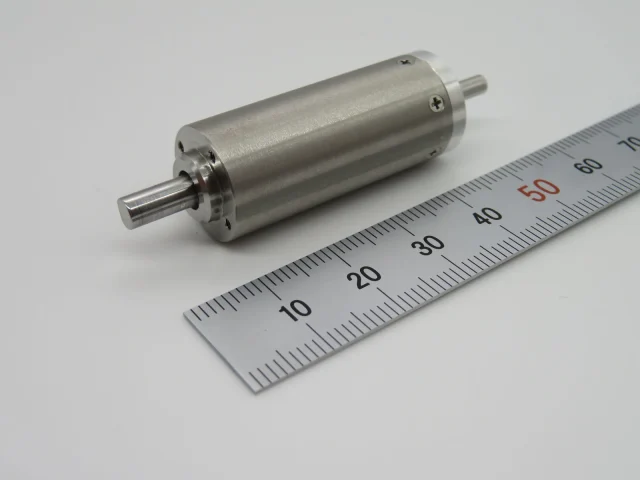 【FAトップインタビュー】オムロン、18年ぶりにリニューアルしたスマート・パワーサプライ「S8AS2」電源と電子式サーキットプロテクタ、端子台を一体化 電力供給と保護、接続をまとめて1台で