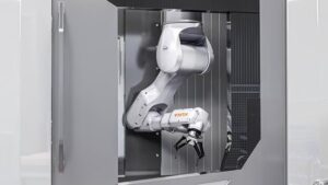KUKA、可搬重量16kg対応の小型ロボット「KR AGILUS ultra」発売