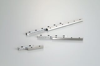 日本トムソン、ラック&ピニオン内蔵形クロスローラウェイ「CRWG Vシリーズ」発売 高負荷容量とロングストローク実現