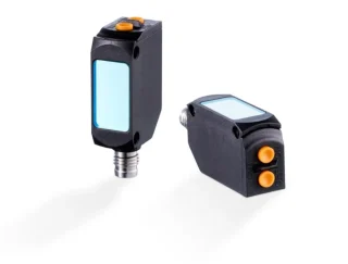 ifm efector IO-Link対応光電距離センサ「O6D100」黒色・光沢ワークも安定検出