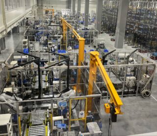 安川電機、新長期経営計画「2035年ビジョン」と中期経営計画「Dash 35」策定 コア事業の強化と、フィジカルAI、自動化応用領域創出へ注力 高収益化を推進