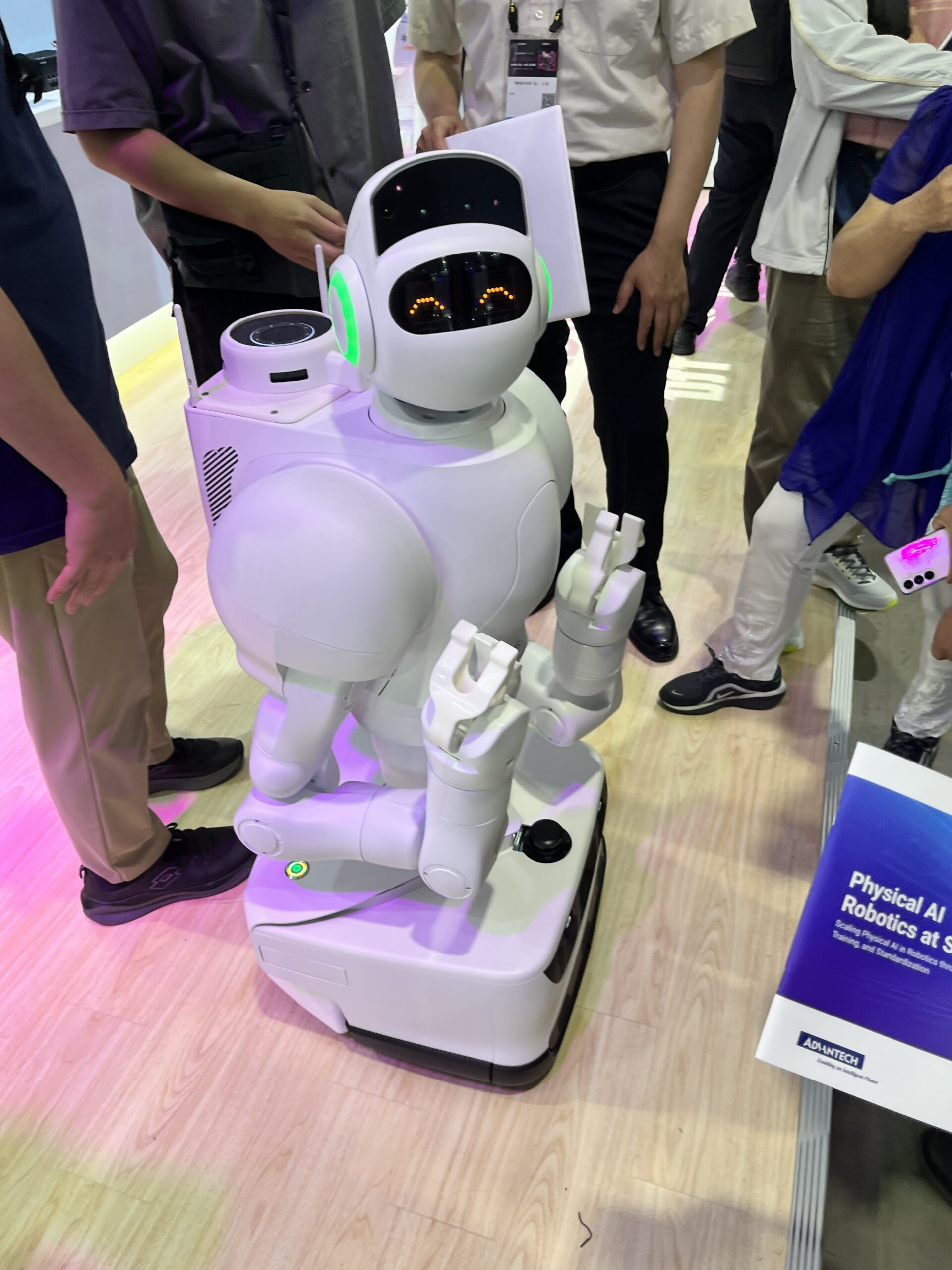アドバンテック、エッジAIアプリケーションを多数展示 COMPUTEX TAIPEI 2026 ブースレポート WEDAが広げるエッジAIの世界