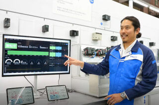 オムロン、EDGE&LINKで、データフローコントローラDX1の開発ストーリーを公開